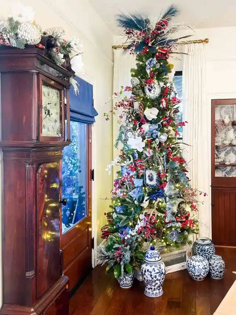 How I Decorated my Beautiful Blue and White Christmas Tree Tree Stand Ideas, Christmas Tree Stand Ideas, Blue And White Chinoiserie Christmas, Diy Christmas Tree Stand, Chinoiserie Christmas Tree, Christmas Dining Room Decor, Blue And White Plates, Artificial Christmas Tree Stand, Slim Tree