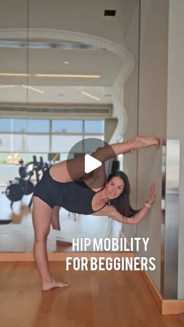 Personal Trainer Dubai/online◾️Персональный тренер Дубай/онлайн on Instagram: "Unlock your hips with these simple exercises for beginners! 😍

Improve flexibility, reduce stiffness, and boost your overall movement quality. Start your journey to healthier hips today! 

1️⃣ Hip rocks with feet internal rotation
2️⃣ Lunge pulses with hip opening
3️⃣ 90/90 turn + hip lift 
4️⃣ Hip joint rotation sequence 

✅️ Perform each exercise for 1 minute daily 🔥

📩 DM for personal training online and in Dubai ❗️

#HipMobility #Splits #HipFlexibility #SplitsProgress #MobilityExercises #Stretching #FlexibilityTraining #flexiblegirls #StretchForSplits #HipOpener #FitnessGoals #FlexibilityJourney #MobilityRoutine #gymnastics #PersonalTrainerdubai #ptdubai #dubai
#HealthyHips #FitnessJourney #HomeWorkout" Exercise Hips, Hip Opening Yoga, Stretches Yoga, Mobility Training, Hip Flexibility, Yoga And Stretching, Hips Don't Lie, Flexibility Exercises, Morning Stretches