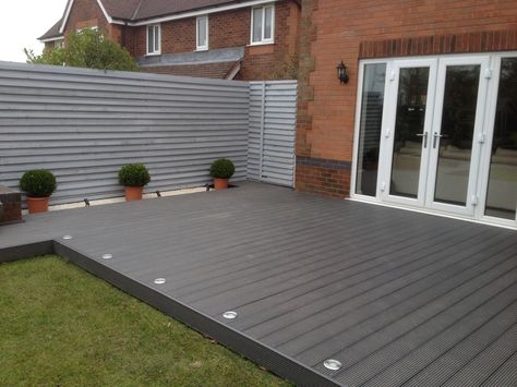 Small Garden Decking Ideas, Decked Garden, Garden Decking Ideas, Decking Designs, Garden Ideas Uk, Garden Decking, Decking Ideas, Terrasse Design, Raised Deck