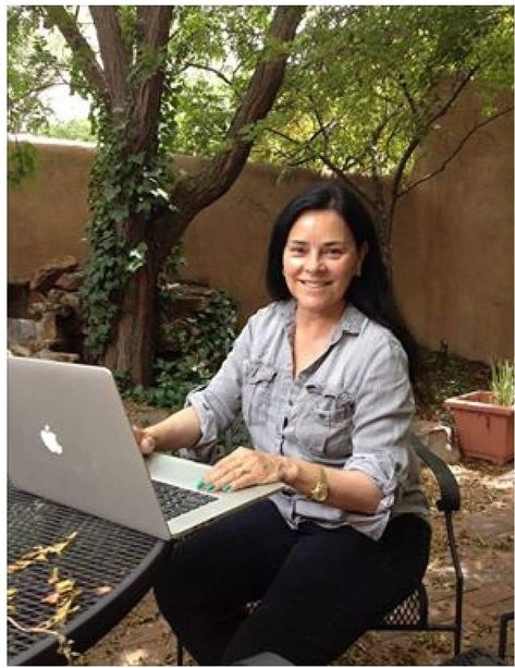 Author Diana Gabaldon Dishes on All Things Outlander Gabaldon Outlander, Diana Gabaldon Books, Outlander Season 4, Diana Gabaldon Outlander Series, Outlander Season 2, Diana Gabaldon Outlander, Outlander Book Series, The Outlander, Debbie Macomber