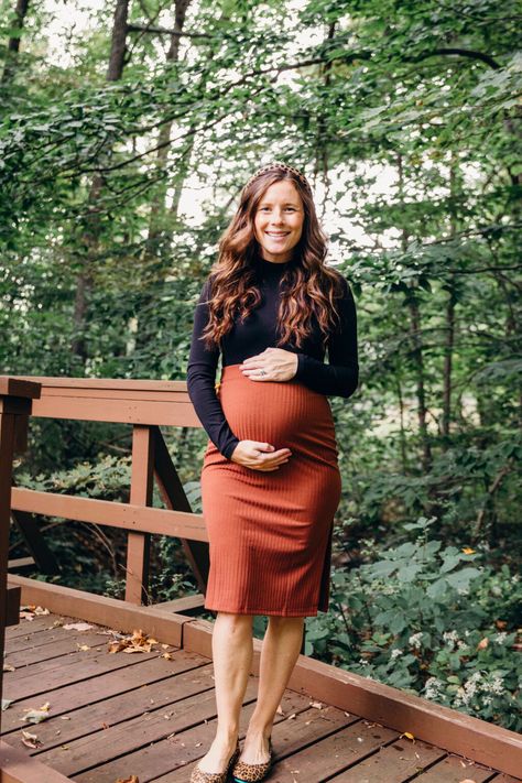 Maternity Bodycon Dress Outfits Fall, Maternity Turtleneck Outfit, Maternity Dress With Boots, Fall Maternity Dresses, Fall Professional Outfits Women, Maternity Business Attire, Professional Maternity Outfits, Maternity Skirt Outfits, Maternity Jeans Outfit