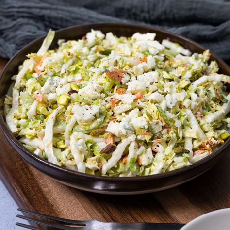 This Tangy Blue Cheese Coleslaw has the perfect combination of creamy, tangy and crunchy, making it everything you need in a side dish! Blue Cheese Coleslaw Recipe, Southwestern Coleslaw, Blue Cheese Coleslaw, Blue Cheese Dressing, Napa Cabbage, Chinese Cabbage, Coleslaw Recipe, Cracked Pepper, Tangier