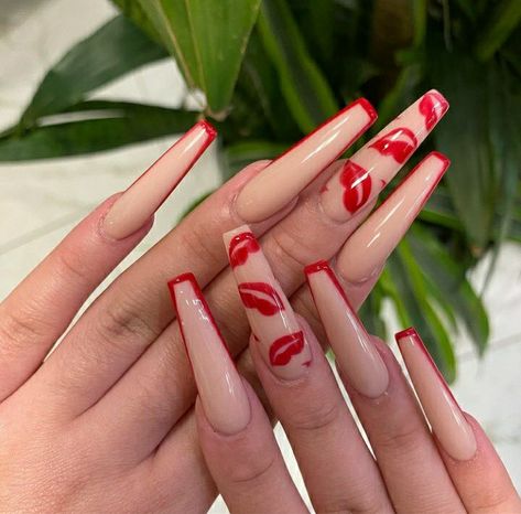 White And Red Nails Ideas, Trap Nails, Valentine Nail, Acrylic Nail Shapes, Valentine Nail Art, Long Acrylic Nail Designs, Claw Nails, Simple Acrylic Nails, Classic Nails