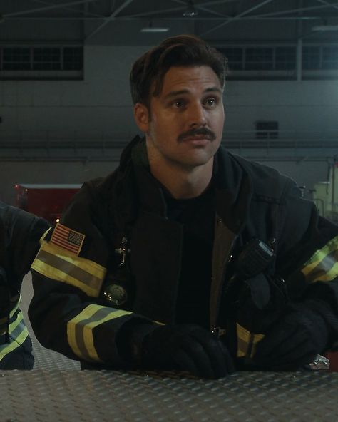 Eddie Diaz Season 8, Ryan Guzman Eddie Diaz, Ryan Guzman Hot, Eddie Diaz Icon, Firefighter Character, Nick Andopolis, Hot Firefighter, Eddie Buck, Luke Alvez