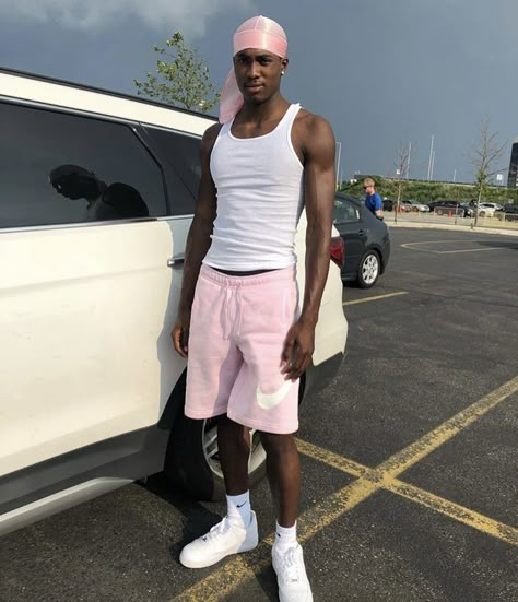 Durag Men Outfit, Shorts Drip Men, White Forces Outfit, Summer Outfits Black Men, Men Durag Outfit, Summer Drip, Asap Rocky Shorts Outfit, Durag Men Aesthetic, Summer Fits Men Streetwear Shorts