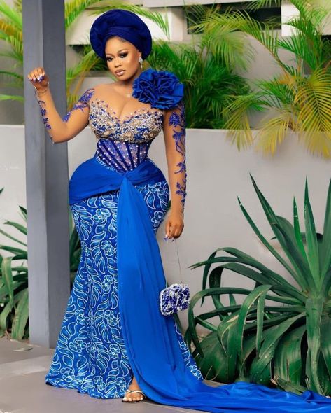 Latest and Best Lace Styles for Wedding. Lace Styles For Wedding, Asoebi Style, Royal Blue Lace Dress, African Bridal Dress, Nigerian Lace Styles Dress, Medusa Art, Nigerian Lace Styles, Ankara Tops, African Bride