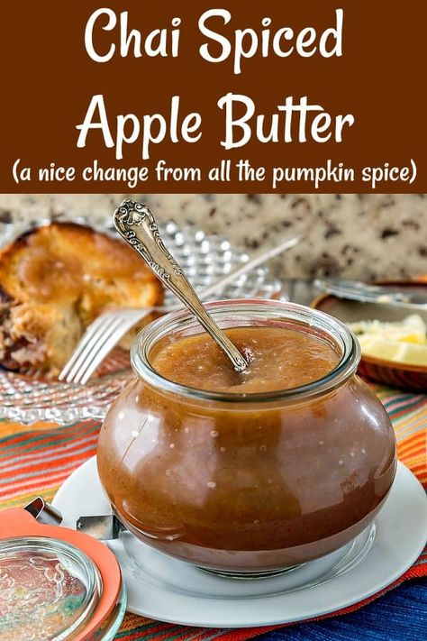 Apple Butter Flavors, Pecan Apple Butter Recipe, Bundt Cake Filling, Stove Top Apple Butter, Chai Butter, Easy Apple Butter Recipe, Apple Canning, Apple Preserves, Easy Apple Butter