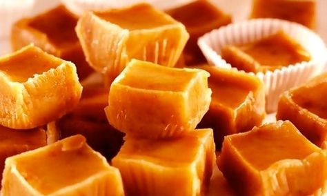 enhanced-buzz-23842-1352306028-1 Caramels Recipe, Cannabutter Recipe, Cannibis Recipes, How To Make Caramel, Caramel Desserts, Christmas Recipe, Recipe Sweet, Caramel Recipes, Homemade Caramel