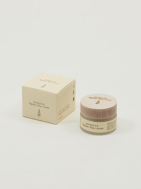 Rosemary mint hand cream - Plainly - Beauty - Shop | Monocle Hand Cream Packaging, Packaging Design Beauty, The Refinery, Cream Packaging, Graphic Design Infographic, Skin Care Packaging, Skincare Packaging, Soap Labels, Cosmetic Design