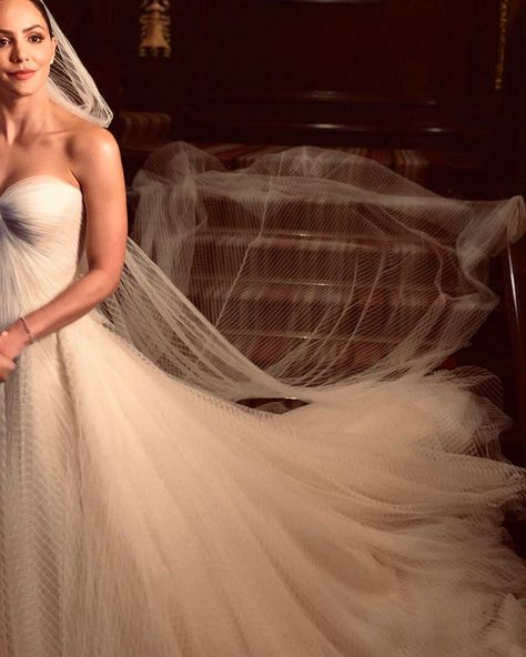 Zac Posen on Instagram: “The gorgeous bride @katharinemcphee in a one of a kind #zacposen right before her wedding! #madeinnyc #madewithlove” Zac Posen Wedding Dress, Katherine Mcphee, Zac Posen Dress, Plain Wedding Dress, Katharine Mcphee, Big Dresses, Zac Posen, Bridal Outfits, Wedding Looks