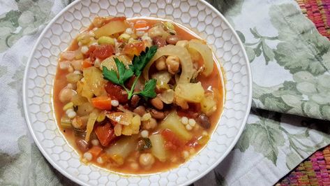 Healthy Minestrone: Welcome to the Blue Zone « Eliot's Eats Bean Minestrone Soup, Blue Zone Recipes, Blue Zones Recipes, Zone Recipes, Whole Grain Cereals, Pot Lasagna, Zone Diet, Recipes Dessert Easy, Food Recipes Dessert