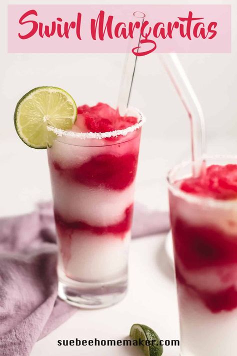 Hot Weather Drinks, Orange Julius Smoothie, Margarita Sangria, Happy Hour Food, Flavored Margaritas, Summertime Recipes, Fresh Fruit Recipes, Frozen Margaritas, Frozen Cocktails