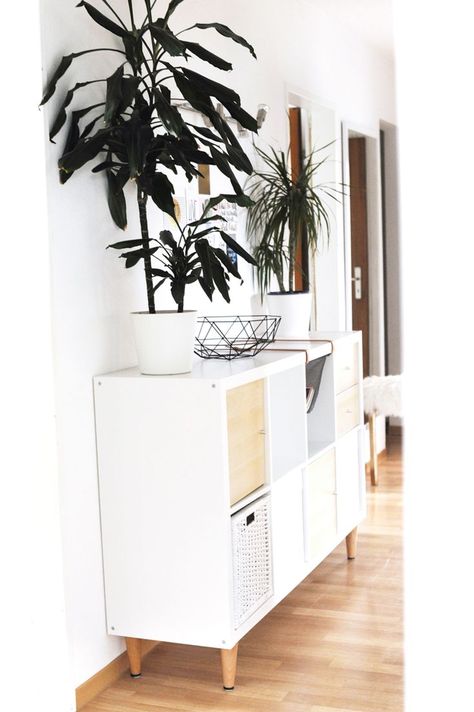 Ikea Hack: Sideboard aus Ikea Kallas selber bauen Ikea Hack Sideboard, Ikea Ideas, Kallax Ikea, Ikea Diy, Ikea Hacks, Diy Patio, Ikea Hack, Interior Inspo, Home Deco