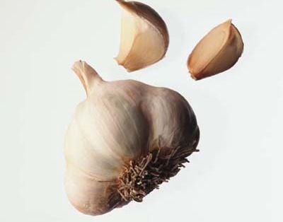 TLC Cooking "How To Store Garlic" Escargot Recipe, Garlic Health Benefits, How To Store Garlic, Edamame Recipes, Garlic Benefits, 10 Healthy Foods, Growing Garlic, Spices And Herbs, Edamame