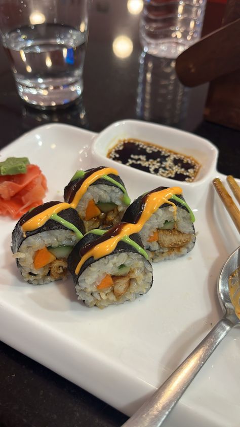 Sushi Snap, Yummy Aesthetic, Snap Story, Food Story, Cooking Photography, Foodie Instagram, Food Medicine, Vegetarian Snacks Recipes, Food Therapy