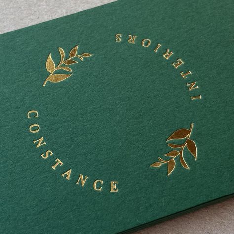 #Logos #Green_And_Gold_Packaging #Green_Gold_Packaging #Gold_Foil_Printing Green Gold Packaging, Emerald Green And Gold Branding, Green And Gold Business Cards, Forest Green Branding, Emerald Green Branding, Green And Gold Branding, Gold Logo Design Ideas, Emerald Branding, Backdrop Minimalist