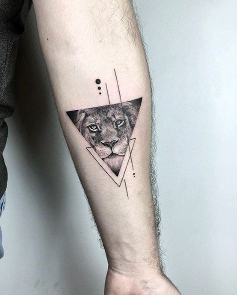 Triangle Lion Inner Forearm Small Detailed Guys Tattoos Sanskrit Tattoo, Leo Tattoos, Triangle Tattoos, Tattoo Zeichnungen, Tattoo Girls, Detailed Tattoo, Arrow Tattoo, Tattoo Videos, Arm Tattoos