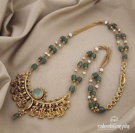 Gold Jade Necklace, Green Beads Indian Jewellery, Beads Jewelry Indian Gold, Beaded Wedding Jewelry, Fashion Jewelry Necklaces Gold, Neck Pieces Jewelry, Antique Necklaces Design, New Gold Jewellery Designs, Fancy Jewelry Necklace