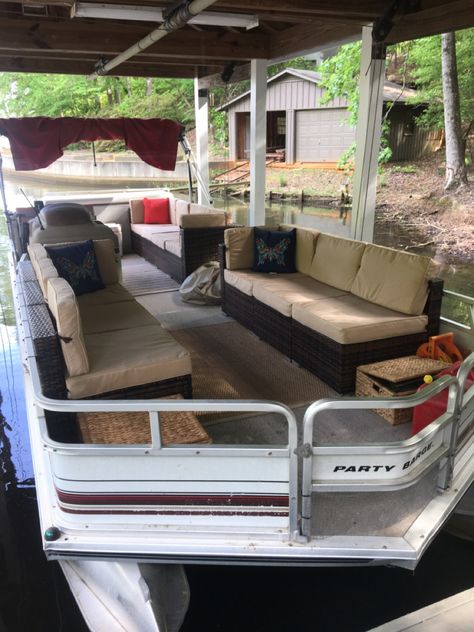 Pontoon Boat Diy Seats, Pontoon Makeover Diy, Pontoon Boat Makeover Ideas, Pontoon Boat Ideas Diy Seats, Pontoon Seating Ideas, Diy Pontoon Boat Seats, Diy Pontoon Boat Remodel, Pontoon Boat Remodel, Pontoon Makeover Ideas