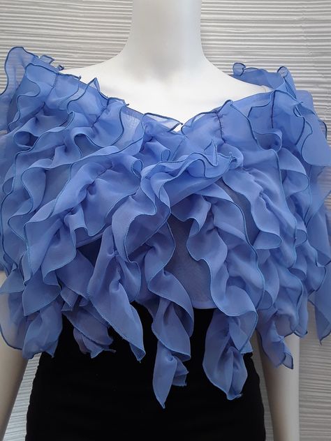 Dresses Fashion Illustration, Designing Aesthetic, Ruffle Dress Pattern, Warp Dress, Ruffled Dress Pattern, Clothes Alterations, Simple Gown, Dress Pics, Organza Dresses