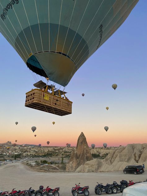 Lifestyle Journal, Summer Sunrise, Turkey Photos, Cappadocia Turkey, Hot Air Balloons, Dream Holiday, Air Balloons, Travel List, Future Travel