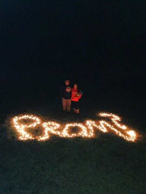 Promposal With Lights, Creative Prom Proposal Ideas, Middle School Dance, 8th Grade Dance, Cute Homecoming Proposals, Asking To Prom, Cute Prom Proposals, Dance Proposal, Hoco Proposals Ideas