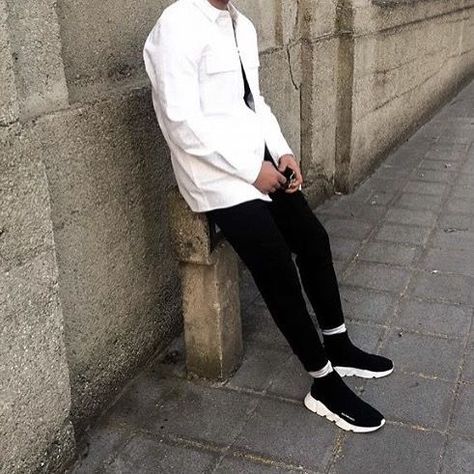 Balenciaga Sock Shoes Outfit, Balenciaga Speed Trainer Outfit Men, Balenciaga Speed Trainer Outfit, Tenis Balenciaga, Balenciaga Shoes Mens, Men Lifestyle, Trainers Outfit, Black Balenciaga, Balenciaga Speed