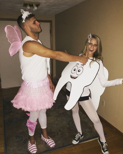 Easy Partner Halloween Costumes, Tooth And Tooth Fairy Costume, Tooth Costume Diy, Fairy Costume Couple, Partner Costume Ideas, Diy Tooth Fairy Costume, Halloween Costumes Iconic, Easy Diy Couples Costumes, Tooth Fairy Costume