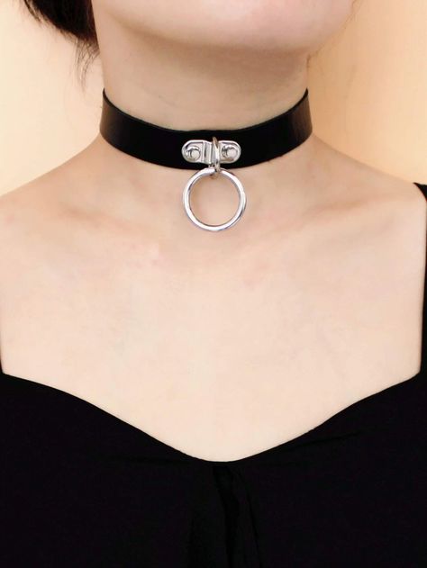 Ring Charm Choker | SHEIN USA Gothic Choker Necklace, Gothic Chokers, Charm Choker Necklace, Black Choker, Leather Chokers, Choker Collar, Accessories Jewelry Necklace, Chain Choker, Fashion Accessories Jewelry