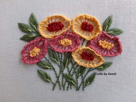 Bordados Tambour, Daisy Stitch, Diy Embroidery Designs, Bead Embroidery Tutorial, Art Dolls Cloth, Hand Embroidery Videos, Diy Embroidery Patterns, Basic Embroidery Stitches, Hand Embroidery Tutorial