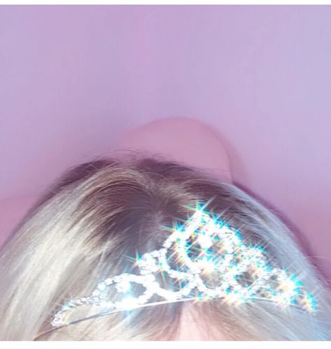 Princess Aesthetic Tiara, Glam Astethic, Birthday Queen Aesthetic, Crown Astethic, Y2k Princess Aesthetic, Queen Astethic, Birthday Crown Aesthetic, Pink Queen Aesthetic, Sparkle Aesthetic Wallpaper