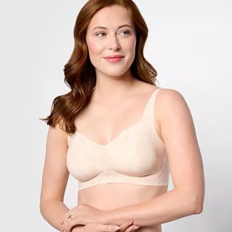 Evelyn & Bobbie Beyond Seamless Wirefree Bra Color: ChampagneGinkgo A587073 Evelyn Bobbie, Design Shapes, Fashion Statements, Above And Beyond, Moisture Wicking Fabric, Stretch Fabric, The Row, Latest Fashion, Bra