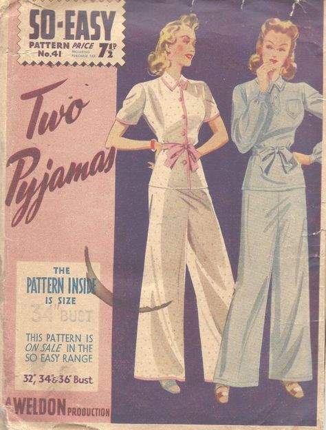 1940s-WW2-Vintage-Sewing-Pattern-B34-PYJAMAS-1363-251737180327 Paper Carrier Bags, 1940's Style, Vintage Vogue Sewing Patterns, Fashion 1940s, Sew In Weave, Easy Patterns, Make Do And Mend, Personalized Ribbon, Scale Pattern