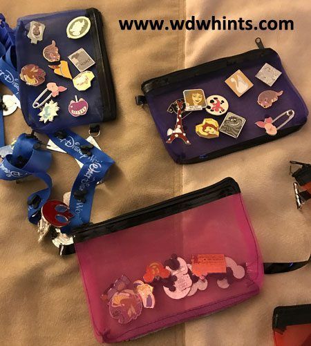 Love this pin trading idea...pin the traders on the outside, keepers inside Pin Trading Bag, Disney Pin Bag, D2 Summit, Rare Disney Pins, Disney Pin Display, Disney Hacks, Disney Pins Sets, Souvenir Display, Disney Essentials