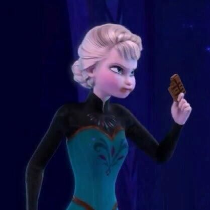 Frozen~let it go let it go can't hold it back any more<<< who did this???? Paused Disney Movies, Funny Disney Memes, Film Disney, Disney Jokes, Princesa Disney, Queen Elsa, Disney Memes, Disney Funny, Disney Fun