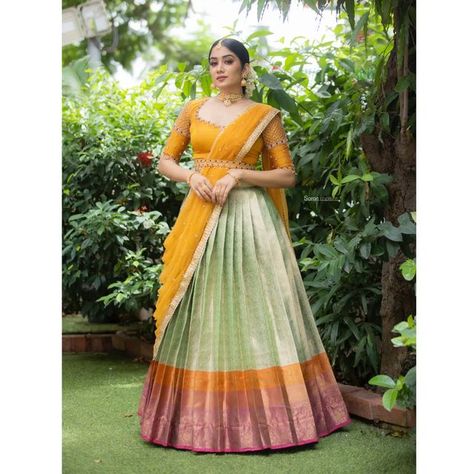 Half Saree Set, Traditional Half Saree, Haldi Outfits, Lehenga Saree Design, Saree Wearing Styles, Blouse Designs Catalogue, Half Saree Lehenga, Pink Pleated Skirt, Lehenga Designs Simple