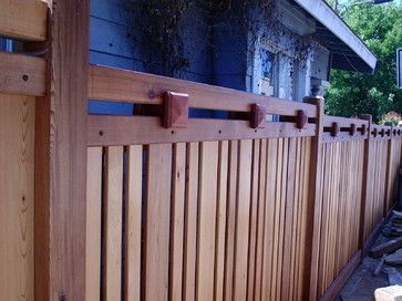 Craftsman Style Fence Design Ideas, Pictures, Remodel and Decor Craftsman Fence Ideas, Craftsman Privacy Fence, Craftsman Style Fences And Gates, Craftsman Fences And Gates, Craftsman Style Fence, Craftsman Gate, Screen Fence Ideas, Craftsman Fence, Japanese Fence