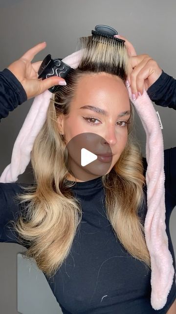 How To Wrap Hair For Heatless Curls, How To Put Curlers In Your Hair, How To Use Hair Rollers, Velcro Rollers Tutorial, Curl Halo, Heatless Rollers, Hair Rollers Tutorial, No Heat Curls Overnight, Heatless Curls Tutorial