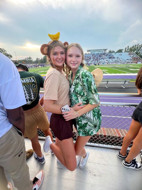 #fridaynightlights #football #senior #senioryear #jungletheme #highschool #friendship #lightroom #vsco #school Jungle Football Theme, Safari Football Game Theme, Tropical Football Theme, Highschool Vibes, Fnl Themes, Spirit Days, Football Theme, School Theme, Football Themes