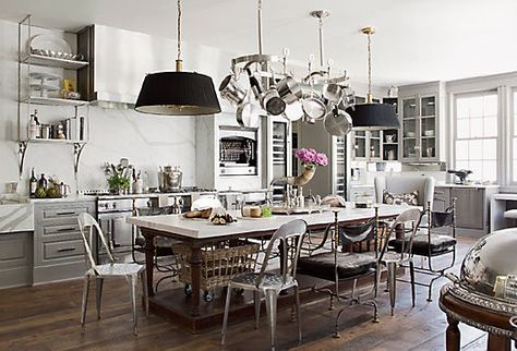 windsor smith- house of windsor Kitchen Without Island, Industrial Decor Kitchen, Veranda Magazine, Open Concept Home, Classic Kitchen, Open Concept Kitchen, Modern Farmhouse Kitchens, Home Modern, Beautiful Kitchens