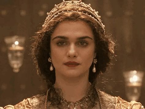 Rachel Weisz Gif, The Fountain Movie, Queen Isabella Of Spain, Queen Isabella, Discord Banner, Rachel Weisz, Marvel Women, Phantom Of The Opera, People Of The World