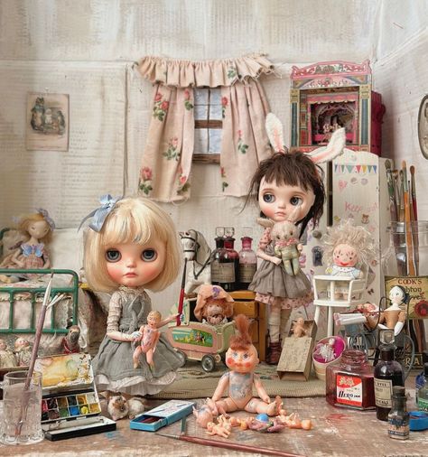 Dolly Treasures | ✨✨✨ Oh what fun, what happiness I ask you did you ever, Paint your dollies faces? Could you hold back? I could never. A little dab of… | Instagram Oh What Fun, Doll Photography, Blythe Dolls, To My Daughter, Art Inspo, Doll House, Miniatures, Dolls, Paint