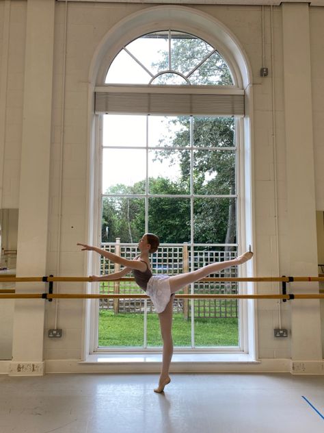 Royal Ballet School White Lodge, Ballet Barre Aesthetic, Royal Ballet School Aesthetic, Royal Ballet Aesthetic, Ballet Academy Aesthetic, Summer Intensive Ballet, Ballet Summer Intensive Aesthetic, Royal School Aesthetic, Ballet School Aesthetic