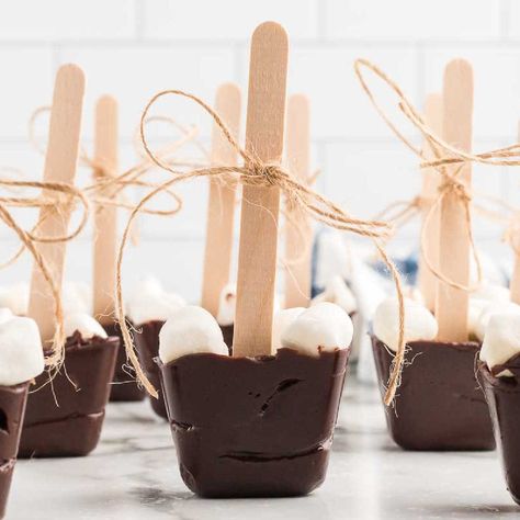 Hot Chocolate on a Stick Hot Chocolate Marshmallow Stirrers, Baking Replacements, Easy Hot Cocoa Recipe, Santa Veggie Tray, Hot Chocolate Sticks, Christmas Tree Veggie Tray, Hot Chocolate On A Stick, Chocolate Cube, Holiday Cheese Boards