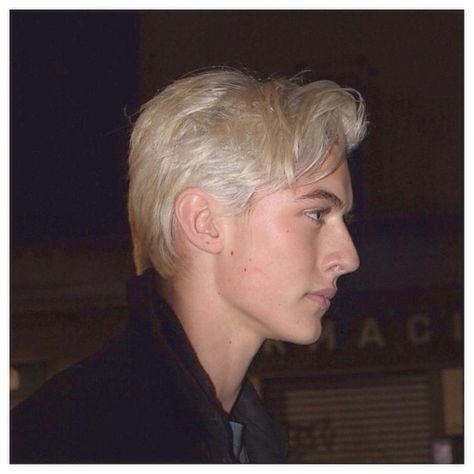 Lucky blue Platinum Blonde Man, Blonde Man, Blue Smith, Lucky Blue Smith, Lucky Blue, All The Young Dudes, Side Profile, Magnetism, Platinum Blonde