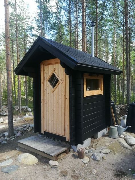 Out House Ideas, Outdoor Restrooms, Building An Outhouse, Outhouse Plans, Outhouse Ideas, Garden Toilet, Outhouse Bathroom, Building A Sauna, Rustic Shed