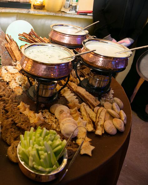 Fondue Station, Reception Appetizers, Wedding Food Bars, Soup Bar, Hawaiian Dishes, Food Bars, Pasta Bar, Crab Claws, Food Bar