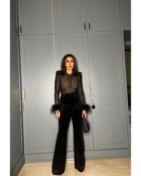 Sanjana Batra on Instagram: “🐈‍⬛” Sanjana Batra, Vacay Outfits, Capri Pants, Leather Pants, Pants, Leather, On Instagram, Dresses, Instagram