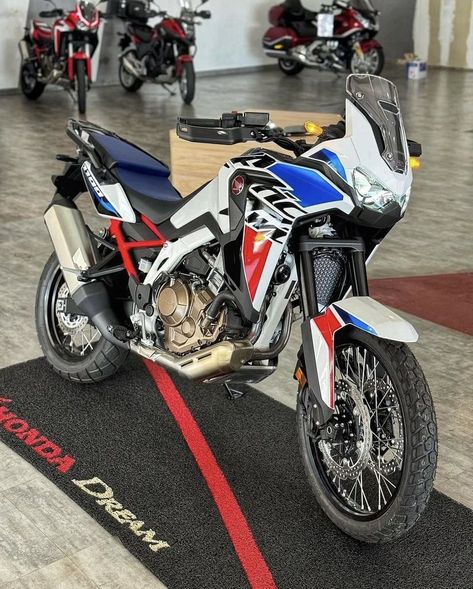 160 Titan, Honda Africa Twin, Africa Twin, Motorcycles, Twins, Bike, Anime, Quick Saves