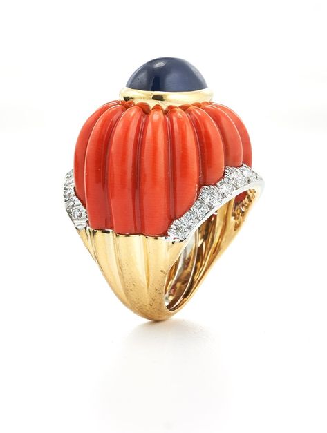 David Webb Ring, Luxury Elegant Coral Rings, Luxury Round Coral Jewelry, David Webb Bracelet, Luxury Antique Coral Jewelry, Jewellery Rings, Crescent Earrings, Dragon Bracelet, Unusual Rings